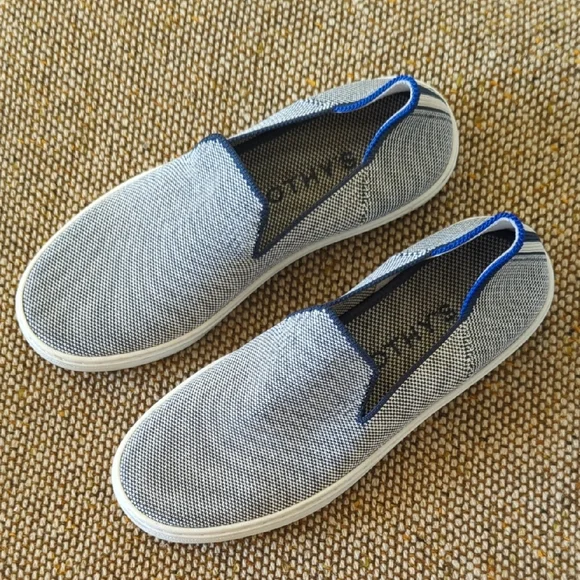 Gray Slip-On Sneakers with Blue Accents - Picture 2 of 4